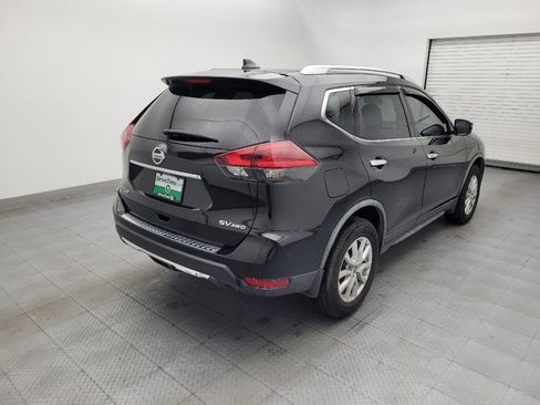 Used 2018 Nissan Rogue SV AWD/4WD image 9