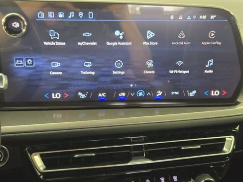 New 2026 Chevrolet Traverse LT w/ Midnight/Sport Edition FWD image 17