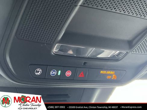 Certified 2025 Chevrolet Equinox EV LT FWD image 28