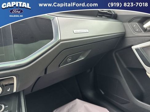 Used 2023 Audi Q3 2.0T Premium image 27