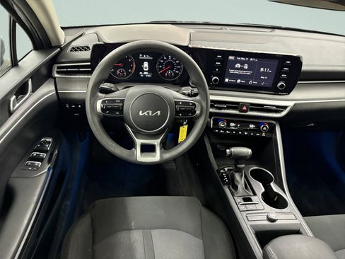Used 2022 Kia K5 LX FWD image 10