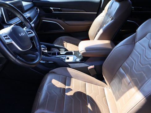 Used 2022 Kia Telluride SX w/ SX Prestige Package AWD/4WD image 38