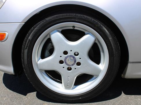Used 2004 Mercedes-Benz SLK 320 image 6
