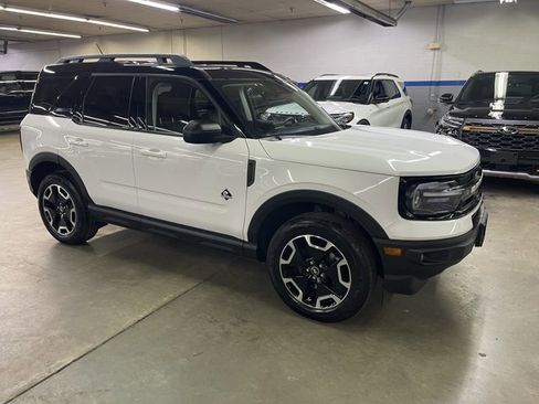Certified 2022 Ford Bronco Sport Outer Banks w/ Tech Package AWD/4WD image 1