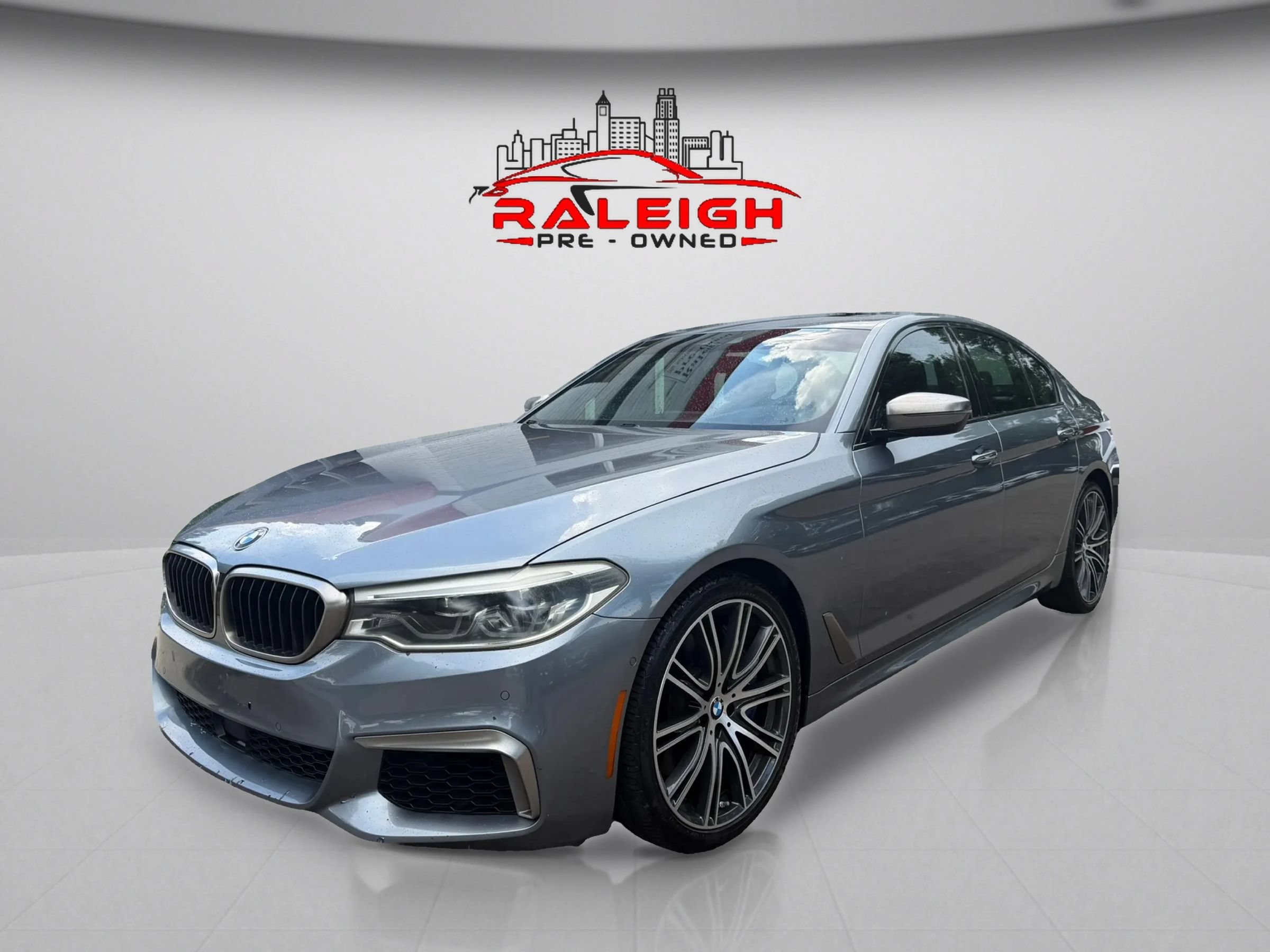 Used 2018 BMW M550i xDrive AWD/4WD image 2