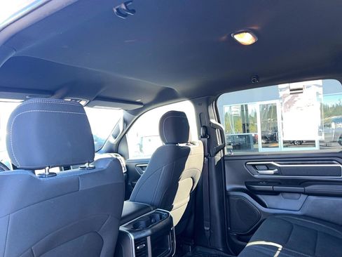 Used 2022 RAM 1500 Big Horn AWD/4WD image 24