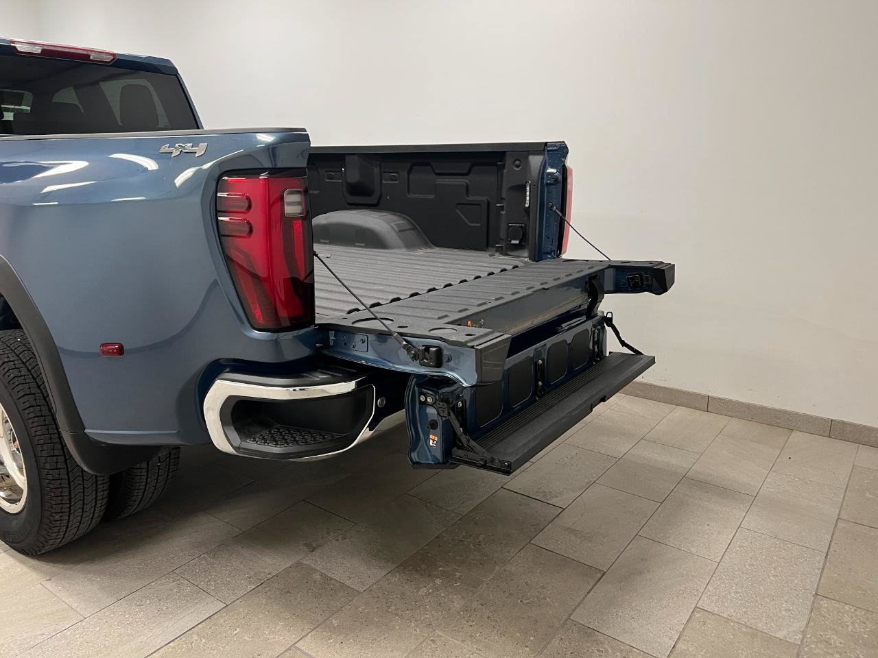 Used 2026 GMC Sierra 3500 Pro w/ 1SA Pro Safety Plus Package AWD/4WD image 20