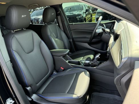 Used 2026 Buick Encore GX Sport Touring w/ Comfort Package FWD image 33