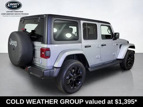 Used 2023 Jeep Wrangler Unlimited Sahara w/ Cold Weather Group AWD/4WD image 3