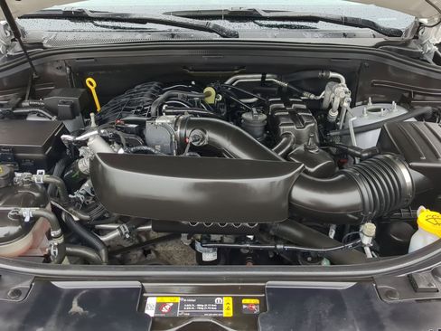 Used 2023 Dodge Durango GT image 33