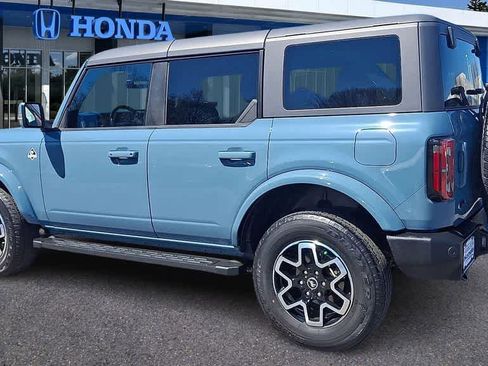 Used 2022 Ford Bronco Outer Banks AWD/4WD image 6