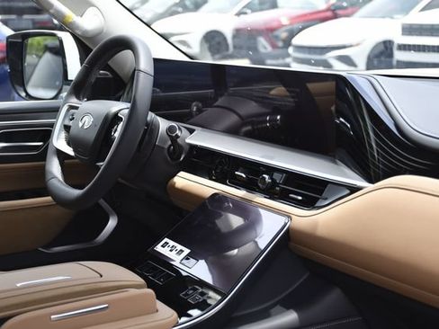 New 2026 INFINITI QX80 Luxe w/ Cargo Package RWD image 33