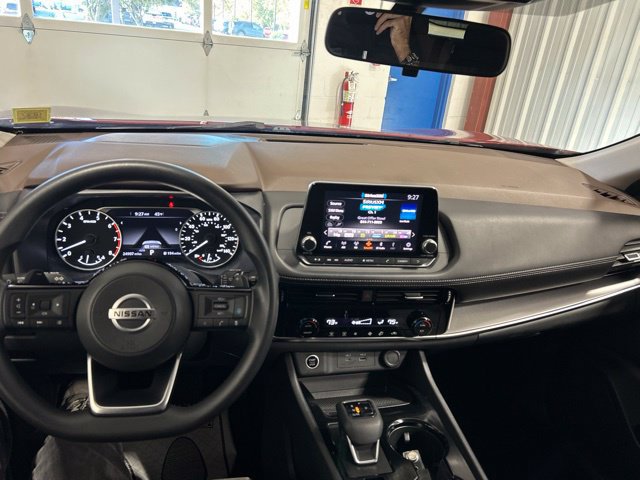 Used 2021 Nissan Rogue SV AWD/4WD image 24