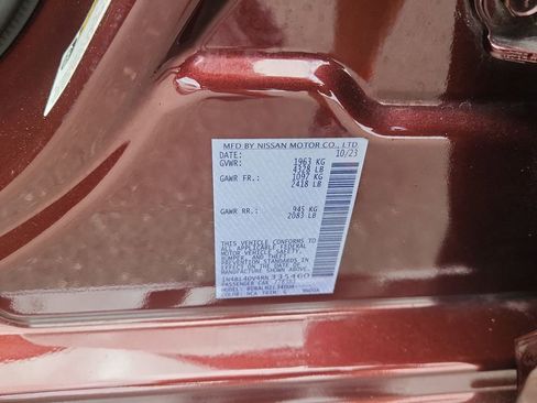 Used 2024 Nissan Altima 2.5 SV FWD image 19