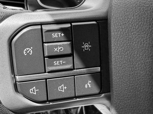 Used 2021 Ford F150 XLT w/ Equipment Group 302A High AWD/4WD image 18