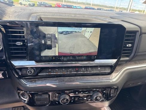 Used 2023 Chevrolet Silverado 1500 LTZ w/ Z71 Off-Road Package AWD/4WD image 22