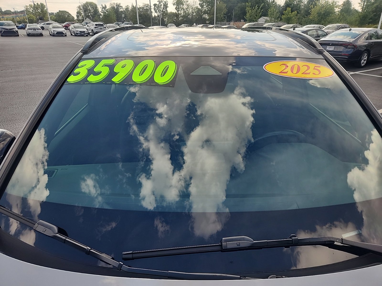 Used 2025 Honda CR-V Sport-L image 11