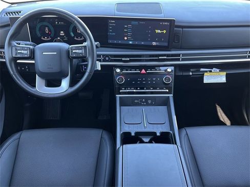 Used 2025 Hyundai Santa Fe XRT image 10