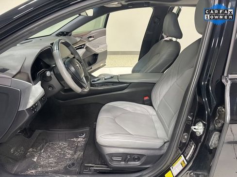 Used 2022 Toyota Avalon Limited w/ Advanced Safety Package image 12