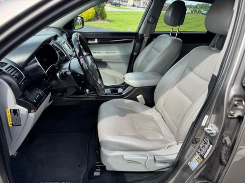 Used 2015 Kia Sorento LX FWD image 17