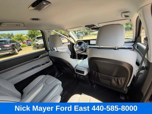 Used 2024 Hyundai Palisade SEL AWD/4WD image 34