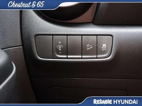 Used 2023 Hyundai Kona SEL w/ Convenience Package FWD image 32