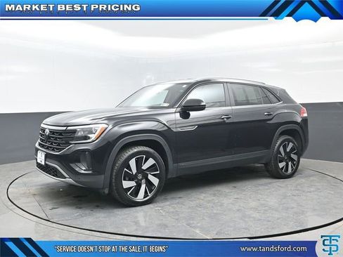 Used 2024 Volkswagen Atlas Cross Sport SE image 1