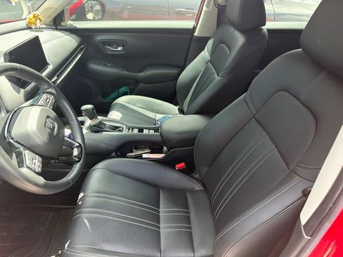 Used 2024 Honda HR-V EX-L image 6
