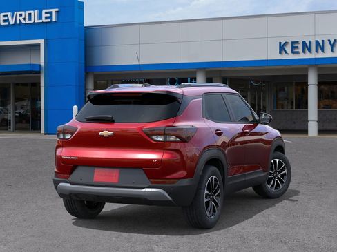 New 2026 Chevrolet TrailBlazer LT image 4