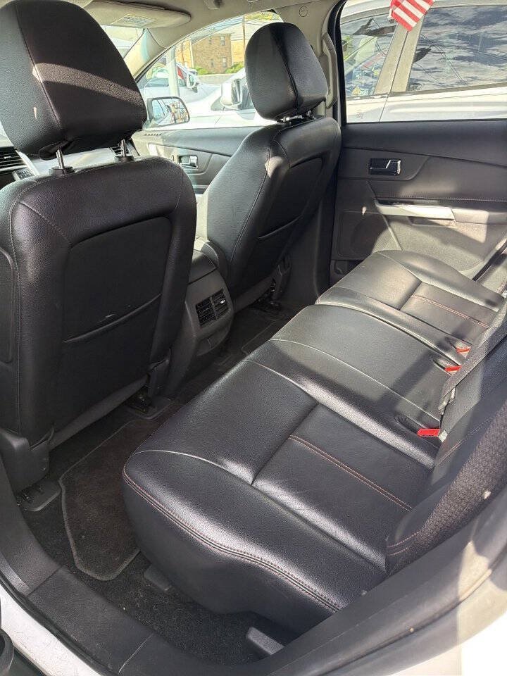 Used 2013 Ford Edge SEL FWD image 9