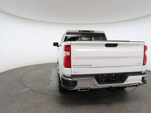 Used 2025 Chevrolet Silverado 1500 LTZ w/ Z71 Off-Road Package image 13