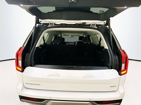 Used 2025 Ford Expedition Max Platinum image 30