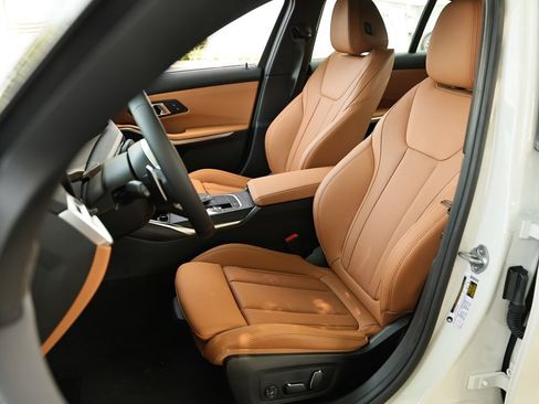New 2026 BMW 330i Sedan w/ M Sport Package RWD image 20