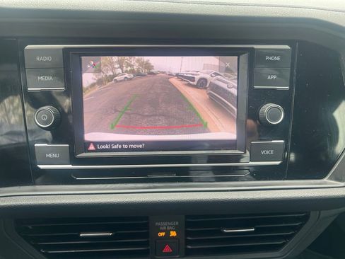 Used 2023 Volkswagen Jetta Sport FWD image 28