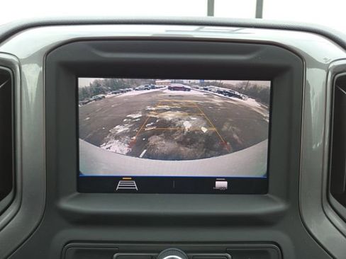 Used 2020 Chevrolet Silverado 1500 Custom w/ Custom Value Package image 8