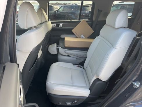 New 2026 Hyundai Santa Fe Limited image 16