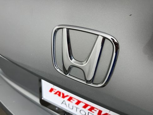 Certified 2025 Honda Civic Sport image 23