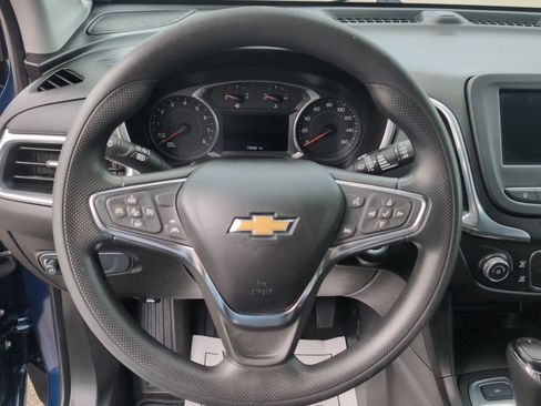 Used 2021 Chevrolet Equinox LT AWD/4WD image 12