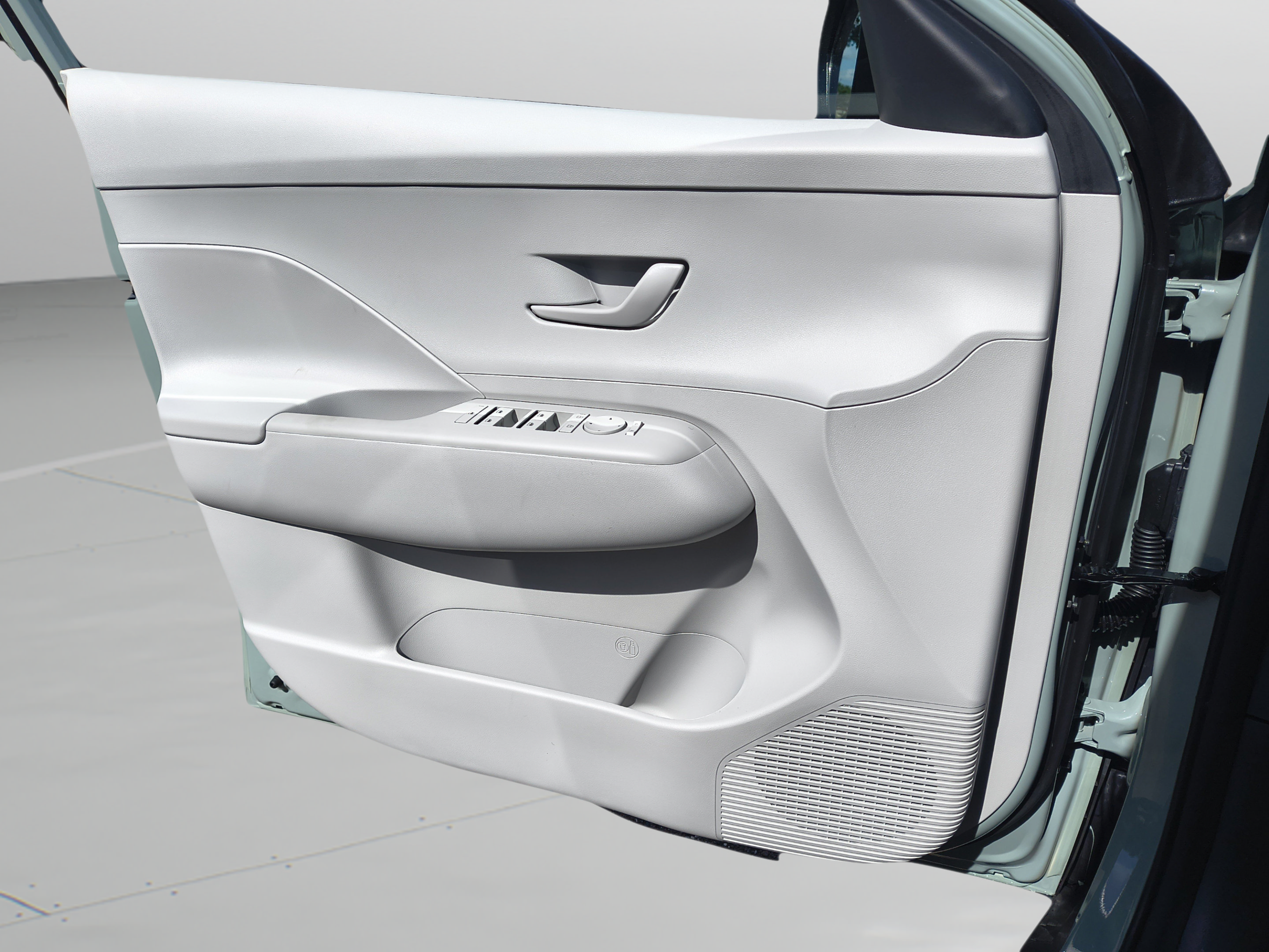 New 2027 Hyundai Kona SEL Sport FWD image 21