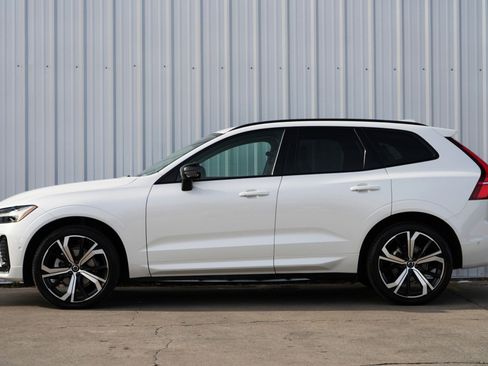 Used 2023 Volvo XC60 B5 Ultimate w/ Protection Package Premier image 9