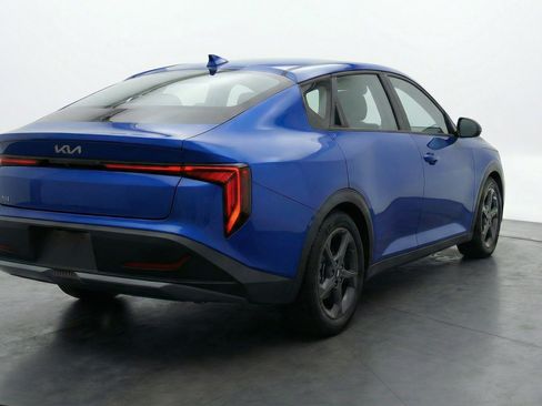 Used 2025 Kia K4 LXS image 9