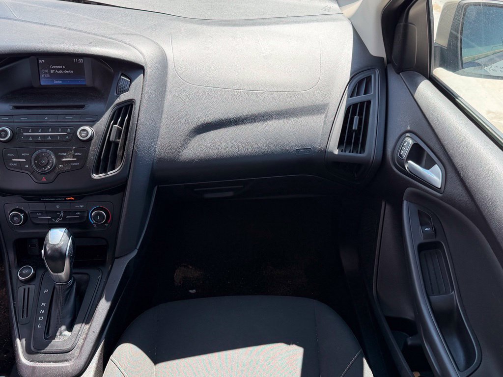 Used 2016 Ford Focus SE FWD image 18