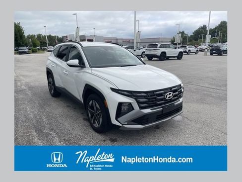 Used 2026 Hyundai Tucson SEL FWD image 1