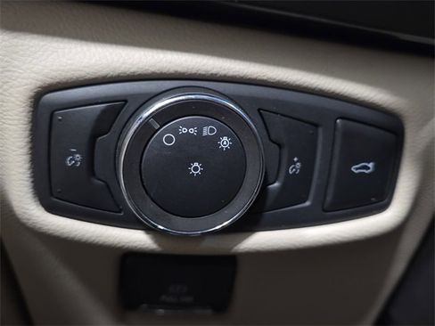 Used 2020 Lincoln MKZ AWD w/ Convenience Package image 26