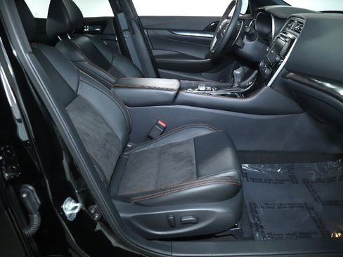 Certified 2023 Nissan Maxima SR w/ Sport Mat Group image 35