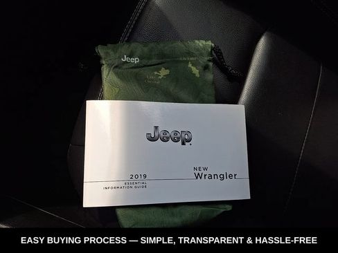 Used 2019 Jeep Wrangler Unlimited Sahara AWD/4WD image 28
