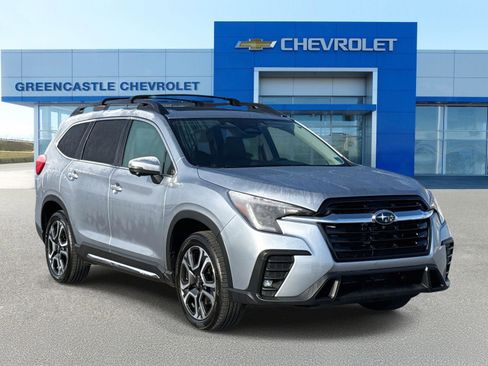 Used 2023 Subaru Ascent Limited w/ Technology Package image 1