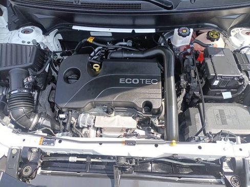 Used 2021 Chevrolet Equinox LT w/ Driver Convenience Package image 36