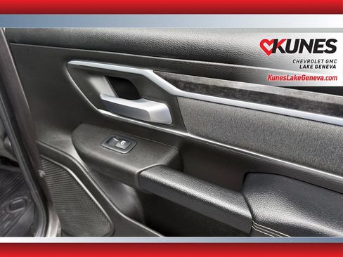 Used 2019 RAM 1500 Big Horn AWD/4WD image 35