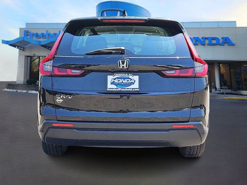 Used 2023 Honda CR-V LX image 6